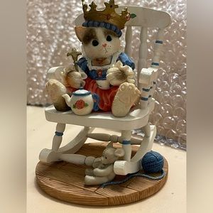 “Kitty Cat and The Queen “ 1996 Limited Retired Calico Kittens